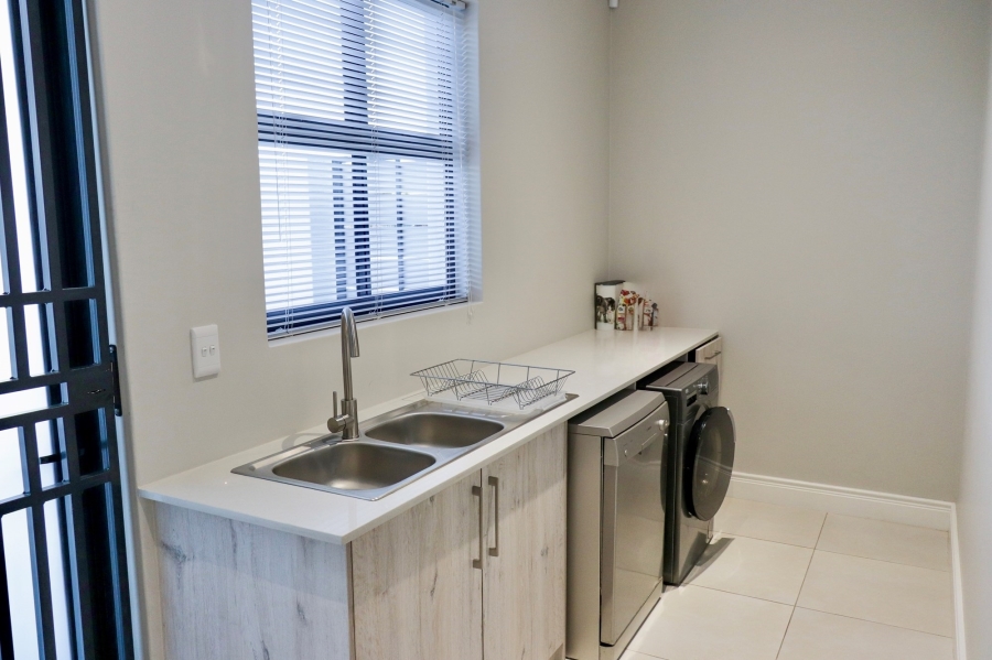 4 Bedroom Property for Sale in Haasendal Western Cape